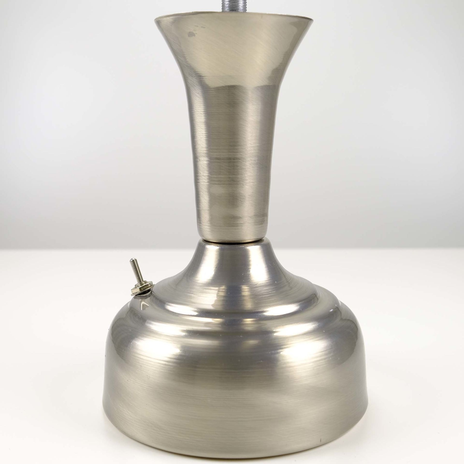 Masa Üstü Pilli Armatür B-131-MK
