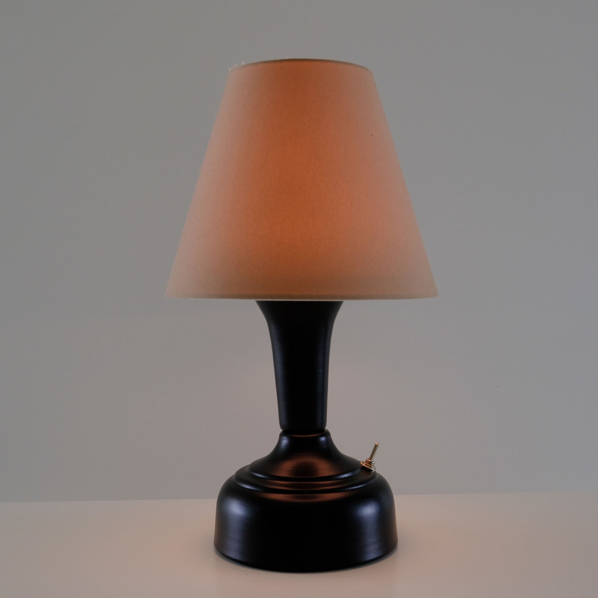 Masa Üstü Pilli Armatür B-128-SY