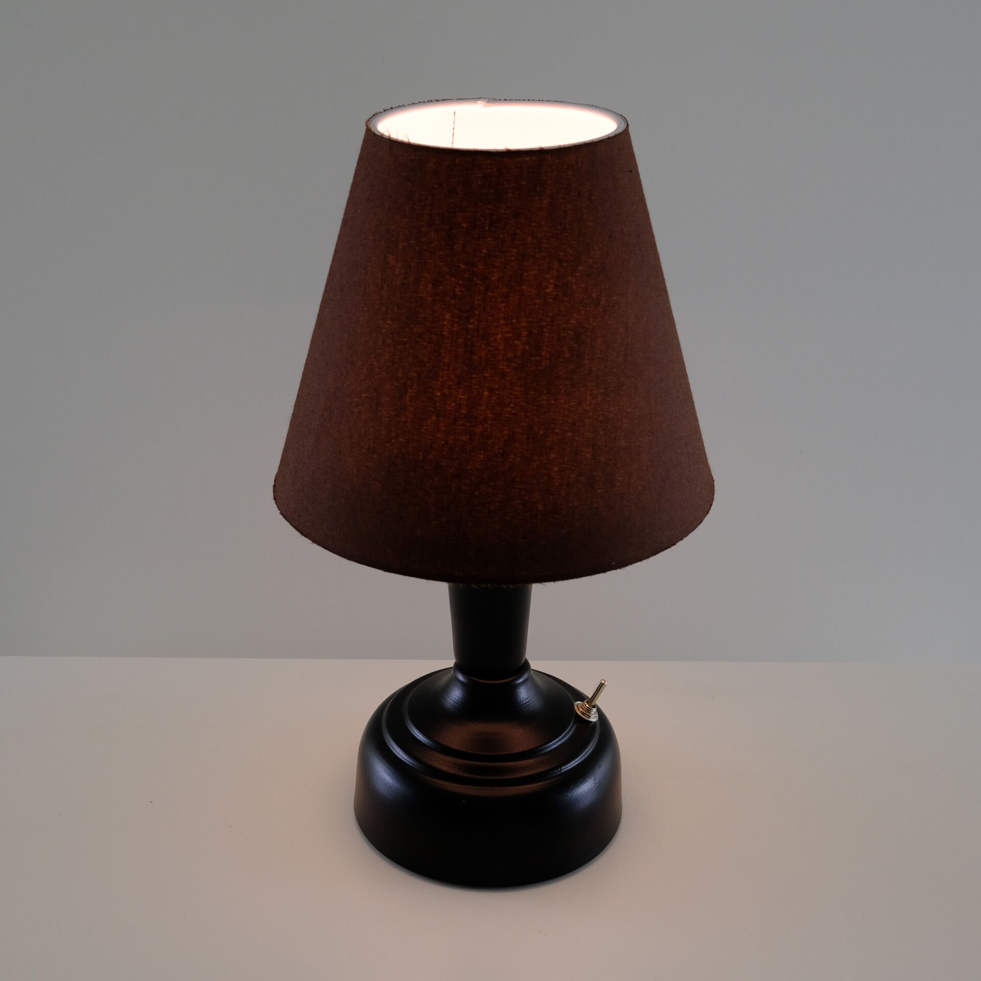 Masa Üstü Pilli Armatür B-142-SY